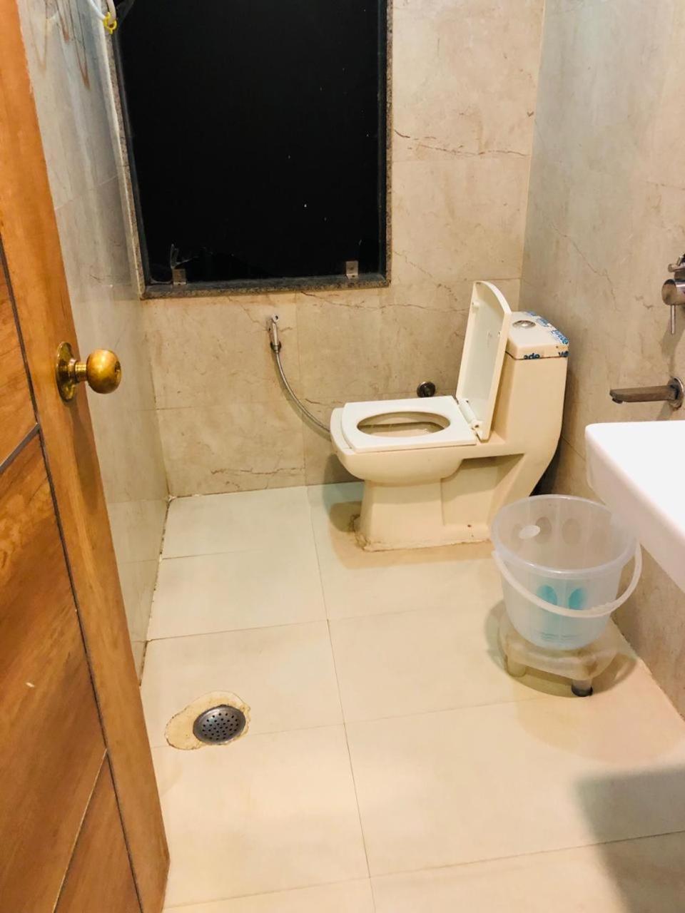 Hotel Ivy Plaza Near Igi Airport 新德里 外观 照片